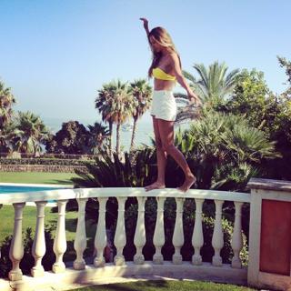 Victoria Bonya feet photo thumbnail