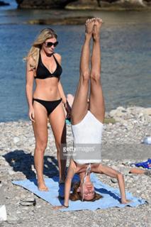 Victoria Bonya feet photo thumbnail