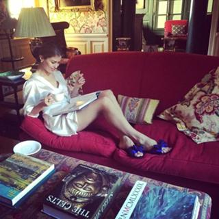 Victoria Bonya feet photo thumbnail