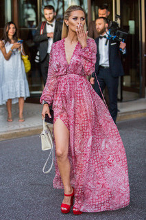 Victoria Bonya feet photo thumbnail