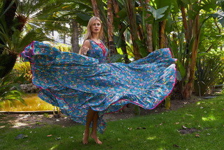 Victoria Bonya feet photo thumbnail