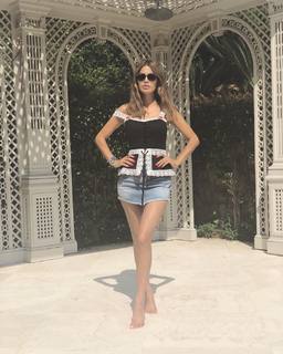 Victoria Bonya feet photo thumbnail