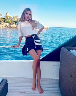 Victoria Bonya feet photo thumbnail