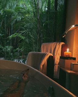 Victoria Bonya feet photo thumbnail