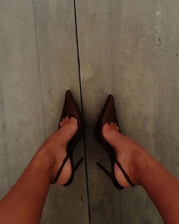 Victoria Bonya feet photo thumbnail
