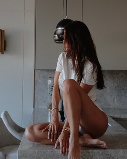 Victoria Bonya feet photo thumbnail