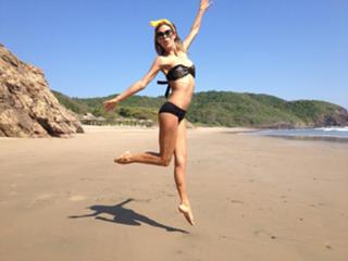 Victoria Bonya feet photo thumbnail