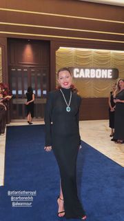 Victoria Bonya feet photo thumbnail