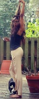 Victoria Crawford feet photo thumbnail
