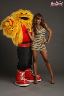 Victoria Crawford feet photo thumbnail