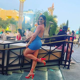 Victoria Gonzalez feet photo thumbnail