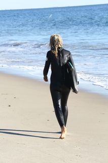 Victoria Hervey feet photo thumbnail