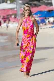 Victoria Hervey feet photo thumbnail