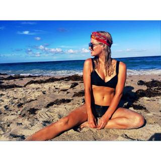 Victoria Irouleguy feet photo 14