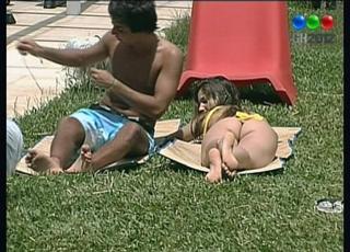 Victoria Irouleguy feet photo 2