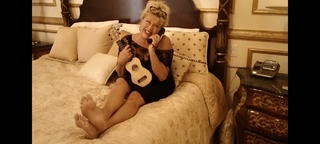 Victoria Jackson feet photo 9