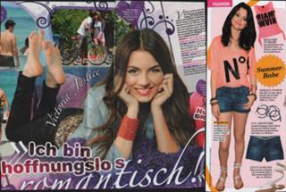 Victoria Justice feet photo thumbnail