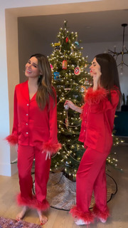 Victoria Justice feet photo thumbnail