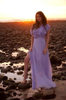 Victoria Justice feet photo thumbnail