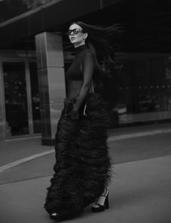 Victoria Justice feet photo thumbnail