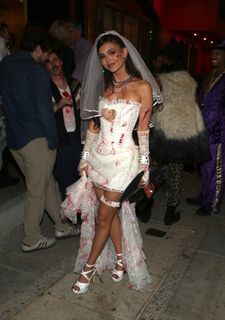 Victoria Justice feet photo thumbnail