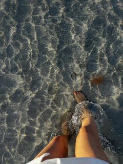 Victoria Justice feet photo 6