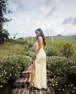 Victoria Justice feet photo 11