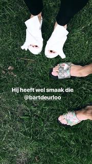 Victoria Koblenko feet photo 9
