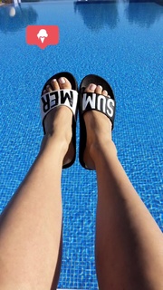 Victoria Koblenko feet photo 7