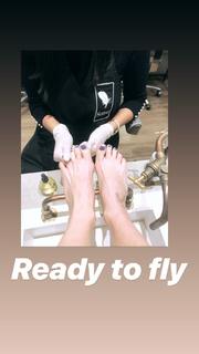 Victoria Koblenko feet photo 3