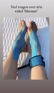 Victoria Koblenko feet photo 3