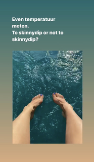Victoria Koblenko feet photo 2