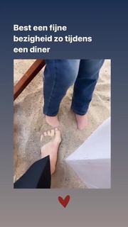 Victoria Koblenko feet photo 14