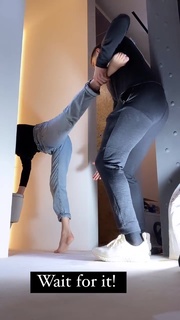 Victoria Koblenko feet photo 12