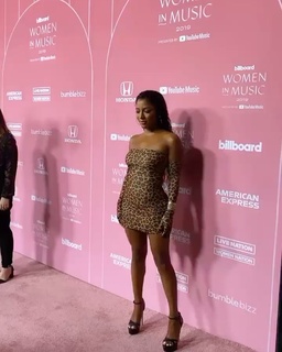 Victoria Monét feet photo 18
