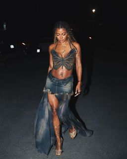 Victoria Monét feet photo 6