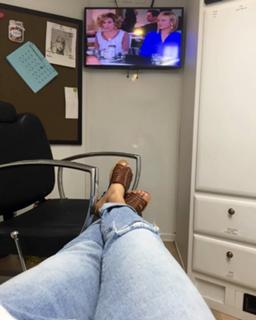 Victoria Moroles feet photo 2