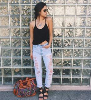Victoria Moroles feet photo 3