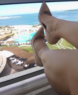 Victoria Onetto feet photo 4