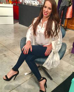 Victoria Onetto feet photo 14