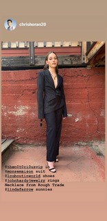 Victoria Pedretti feet photo thumbnail