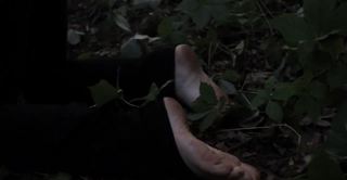 Victoria Pedretti feet photo thumbnail