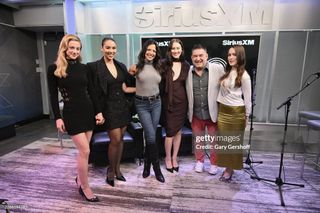 Victoria Pedretti feet photo 17