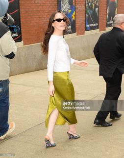 Victoria Pedretti feet photo 13
