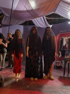 Victoria Pedretti feet photo 1