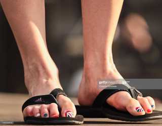 Victoria Pendleton feet photo 3