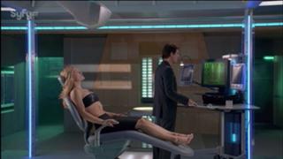 Victoria Pratt feet photo 12