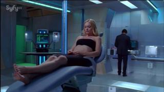 Victoria Pratt feet photo 3