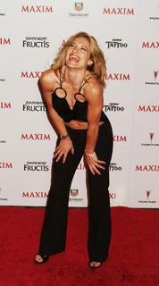 Victoria Pratt feet photo 4