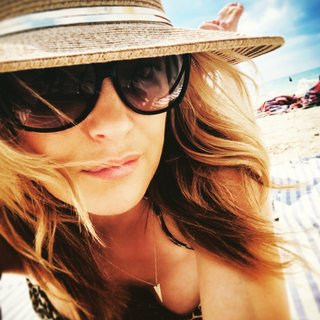 Victoria Pratt feet photo 12